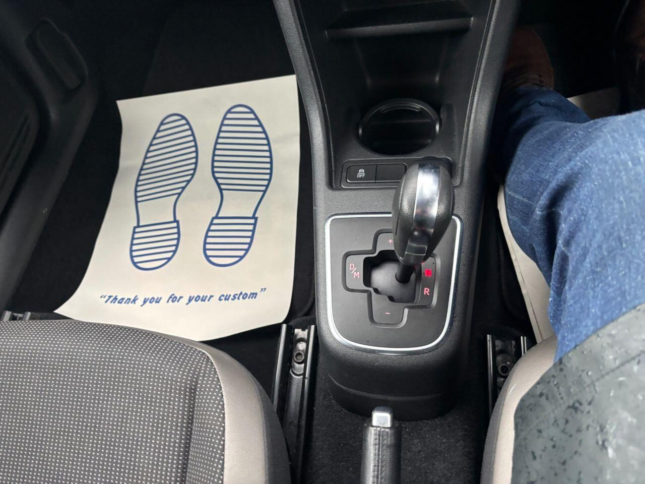 
                                                Voiture
                                                 Volkswagen HIGH UP AUTO MOT 11/26 39K ULEZ 1.0 5dr