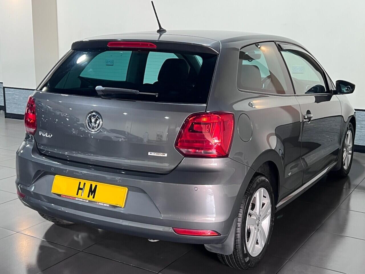 Voiture
                                                 Volkswagen Polo 1.0 BlueMotion Tech Match Edition Hatchback 3dr Petrol Manual Euro 6 (s/s) (75 ps)