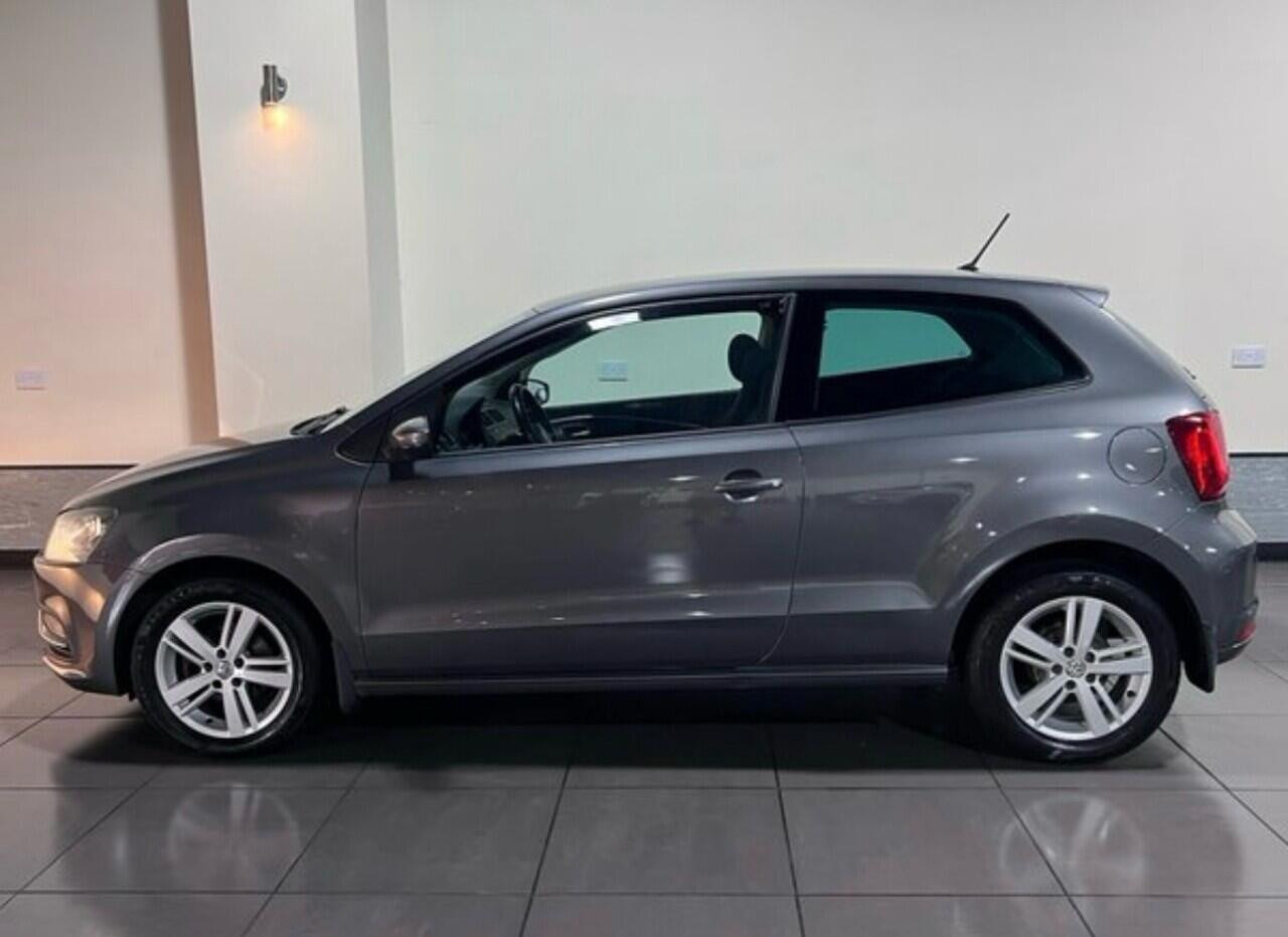 Voiture
                                                 Volkswagen Polo 1.0 BlueMotion Tech Match Edition Hatchback 3dr Petrol Manual Euro 6 (s/s) (75 ps)