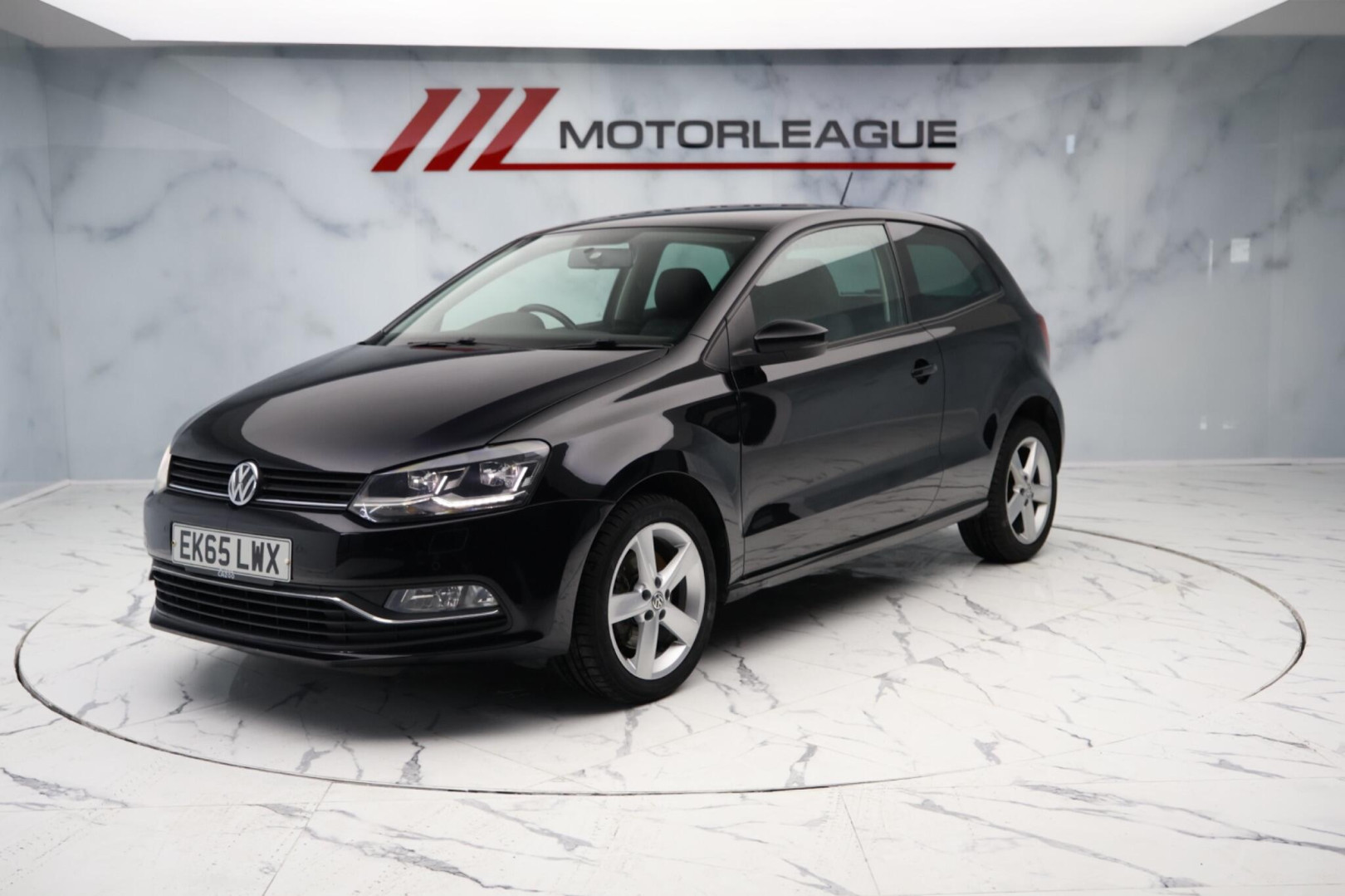 
                                                Voiture
                                                 Volkswagen Polo 1.0 TSI BlueMotion Tech SEL Euro 6 (s/s) 3dr