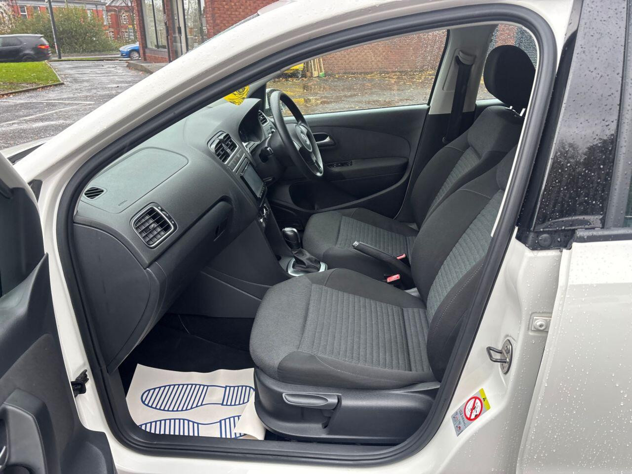 
                                                Voiture
                                                 Volkswagen Polo 1.2 MATCH 5D 59 BHP AUTO MOT 11/26 19K PSH