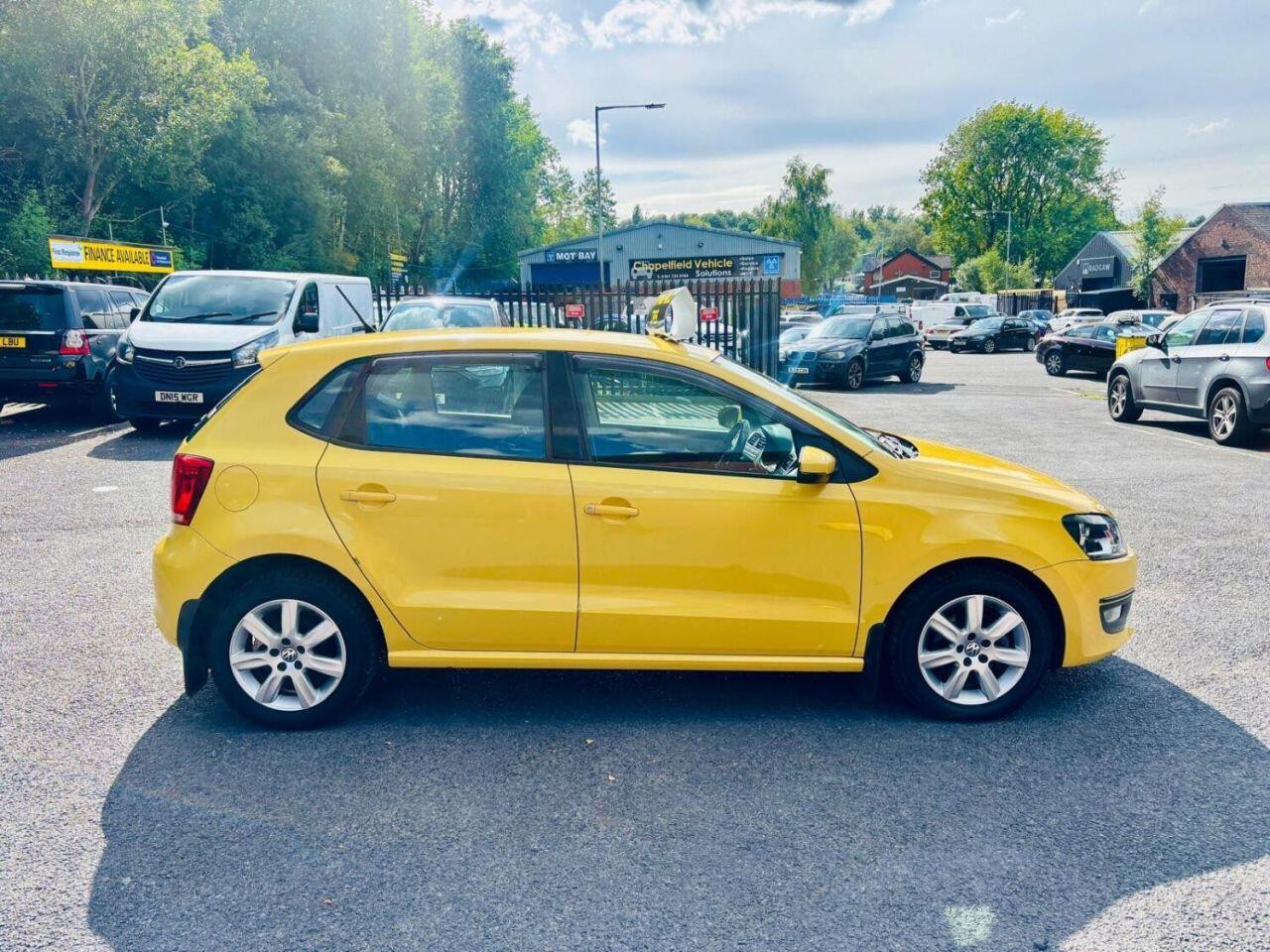 
                                                Voiture
                                                 Volkswagen Polo 1.2 TSI BlueMotion Tech SE Hatchback 5dr Petrol DSG Euro 6 (s/s) (90 ps)