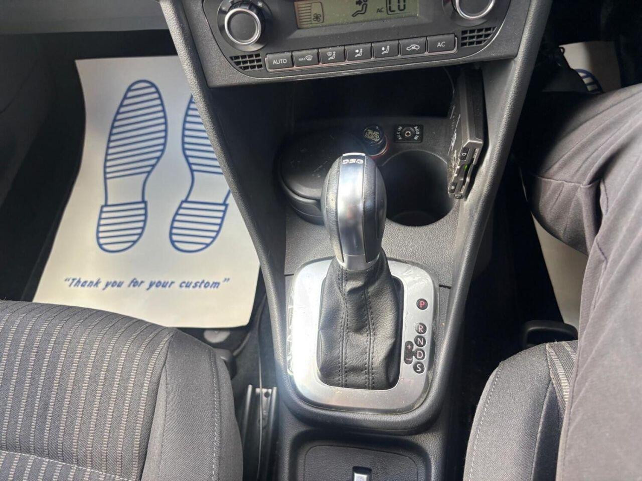 
                                                Voiture
                                                 Volkswagen Polo 1.2 TSI BlueMotion Tech SE Hatchback 5dr Petrol DSG Euro 6 (s/s) (90 ps)