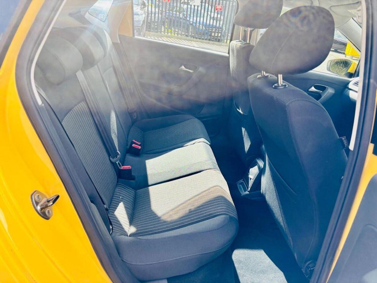 
                                                Voiture
                                                 Volkswagen Polo 1.2 TSI BlueMotion Tech SE Hatchback 5dr Petrol DSG Euro 6 (s/s) (90 ps)