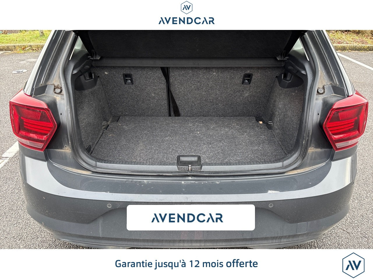 
                                                Voiture
                                                 Volkswagen Polo 6 VI 1.0 65 CONFORTLINE