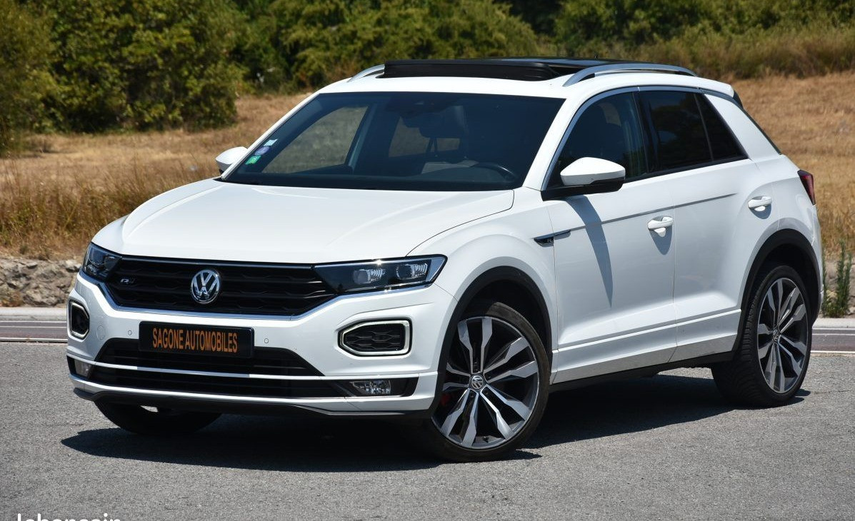 
                                                Voiture
                                                 Volkswagen T-Roc 1.5 TSI 150 R-LINE DSG -Toit Ouvrant -Jantes 19'