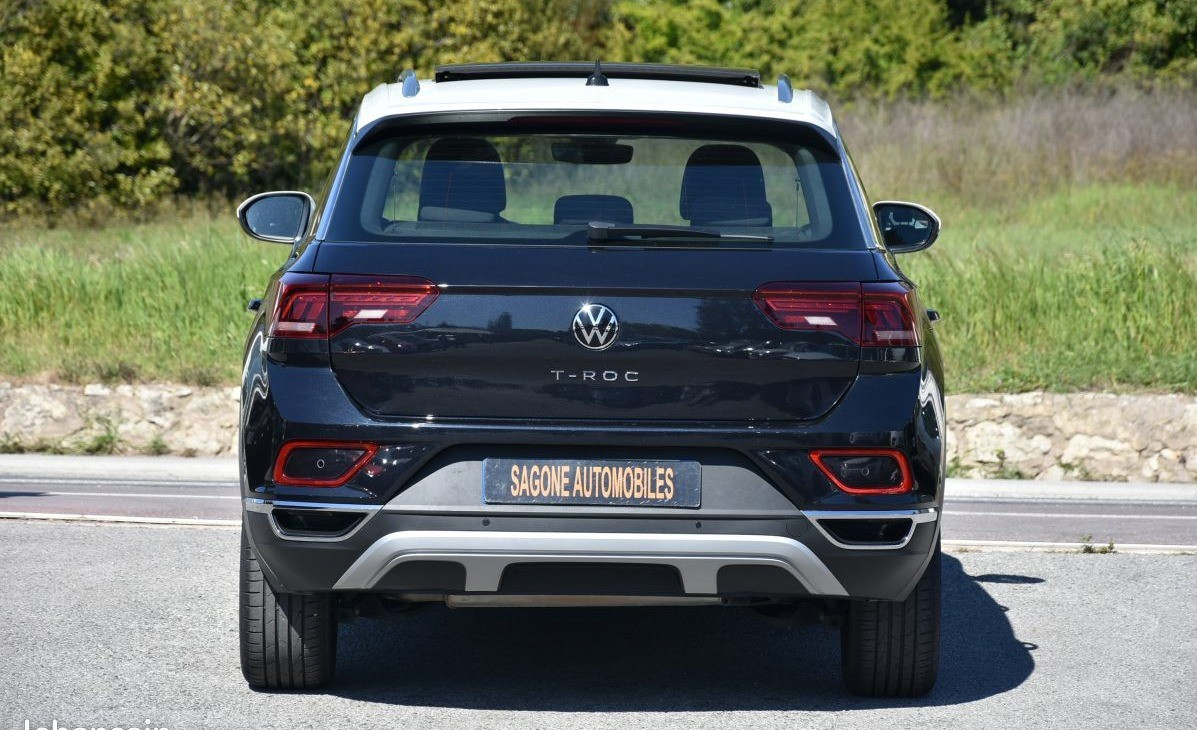 
                                                Voiture
                                                 Volkswagen T-Roc 2.0 TDI 150ch Style DSG7 + Options -39 800 km