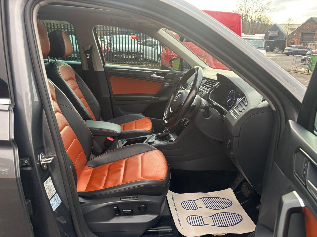 
                                                Voiture
                                                 Volkswagen Tiguan 2.0 TDI BlueMotion Tech SEL SUV 5dr Diesel DSG 4Motion Euro 6 (s/s) (150 ps) MOT 2/27 PSH 88K 2 OWNER ULEZ