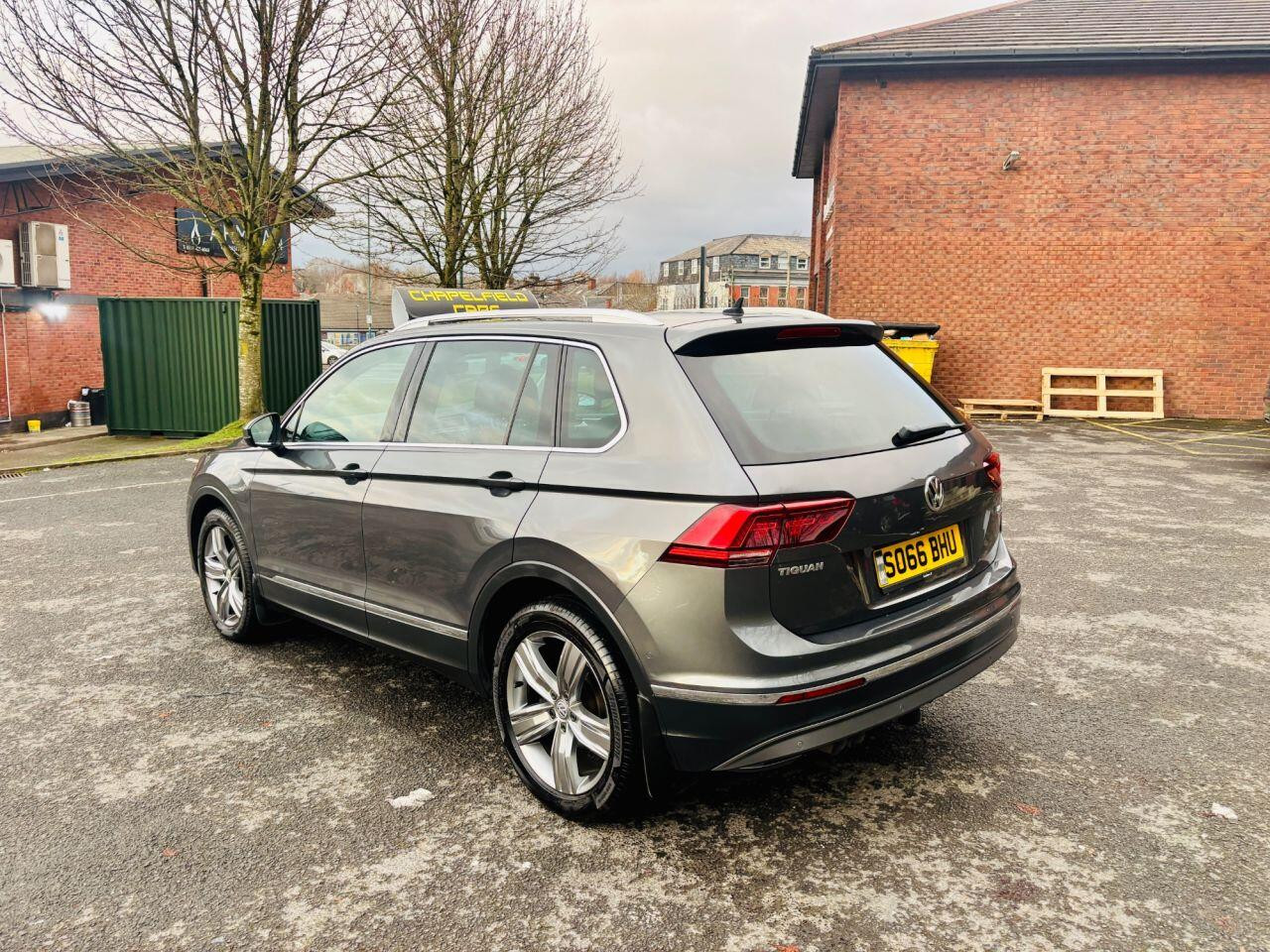 
                                                Voiture
                                                 Volkswagen Tiguan 2.0 TDI BlueMotion Tech SEL SUV 5dr Diesel DSG 4Motion Euro 6 (s/s) (150 ps) MOT 2/27 PSH 88K 2 OWNER ULEZ