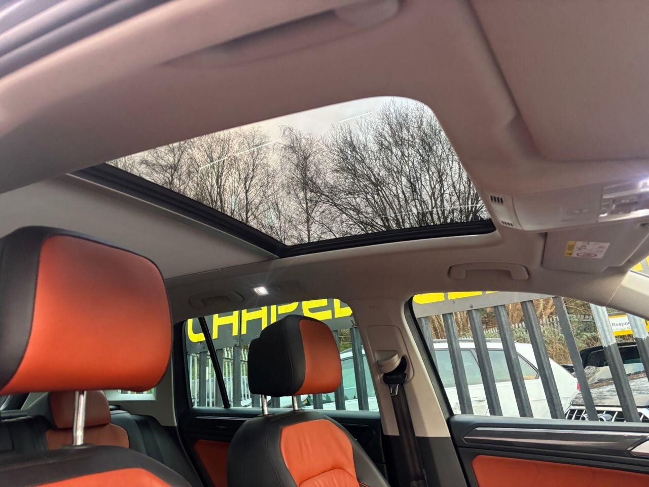 
                                                Voiture
                                                 Volkswagen Tiguan 2.0 TDI BlueMotion Tech SEL SUV 5dr Diesel DSG 4Motion Euro 6 (s/s) (150 ps) MOT 2/27 PSH 88K 2 OWNER ULEZ
