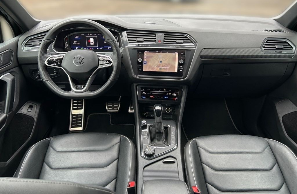 
                                                Voiture
                                                 Volkswagen Tiguan 2.0 TDI DSG7 4Motion R-Line