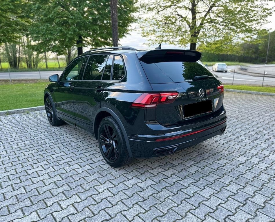 
                                                Voiture
                                                 Volkswagen Tiguan 2.0 TDI DSG7 4Motion R-Line