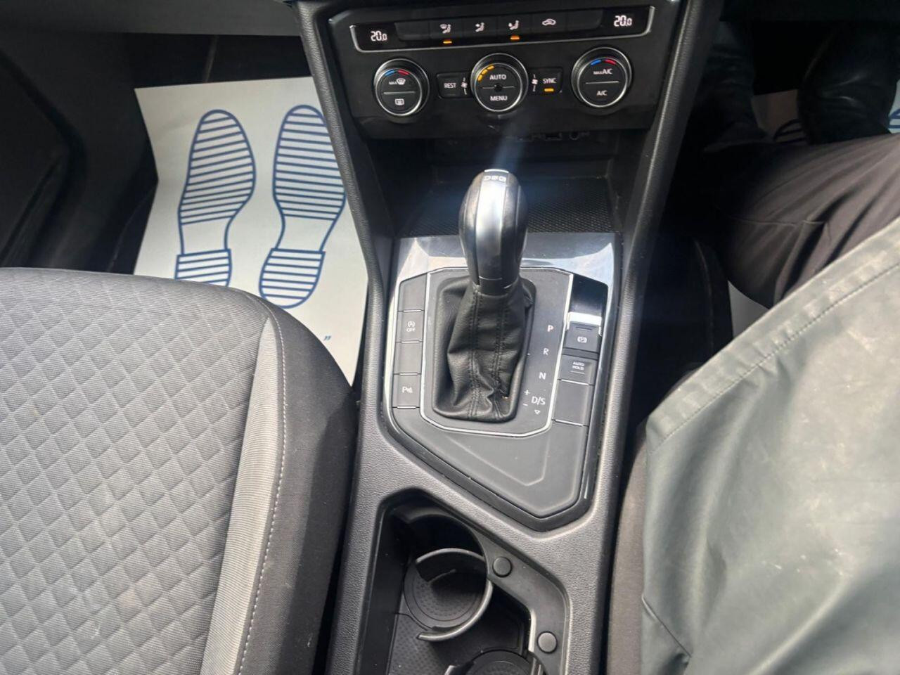 
                                                Voiture
                                                 Volkswagen Tiguan 2.0 TDI SE Navigation SUV 5dr Diesel DSG Euro 6 (s/s) (150 ps)