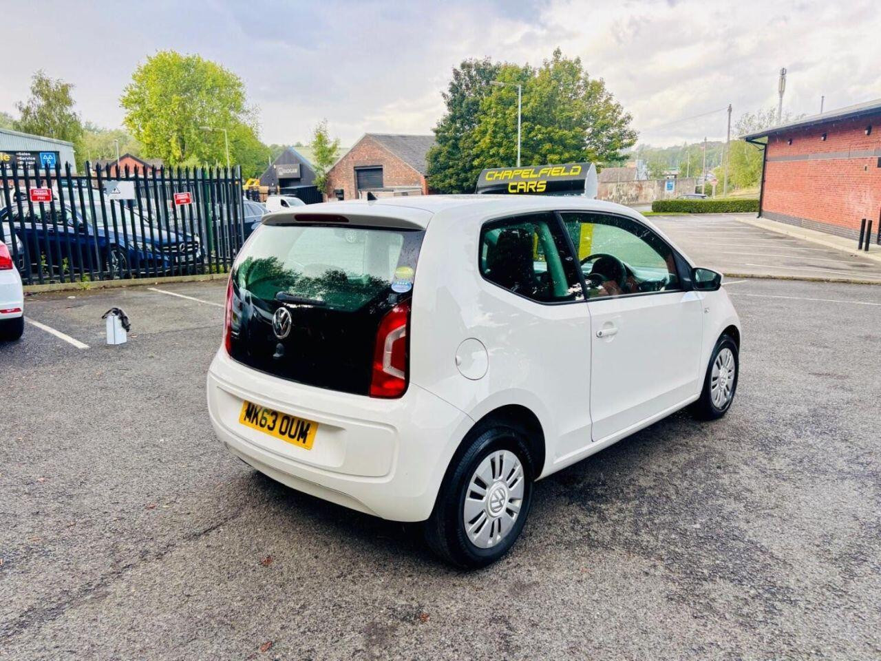
                                                Voiture
                                                 Volkswagen UP! Hatchback 1.0 BlueMotion Tech Move up! (2013/63) AUTO 24K MOT 9/26 FSH 1 OWNER 3dr