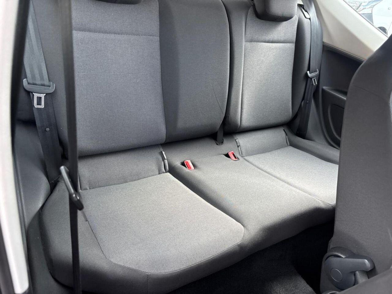 
                                                Voiture
                                                 Volkswagen UP! Hatchback 1.0 Move up! (2013/62) 3dr