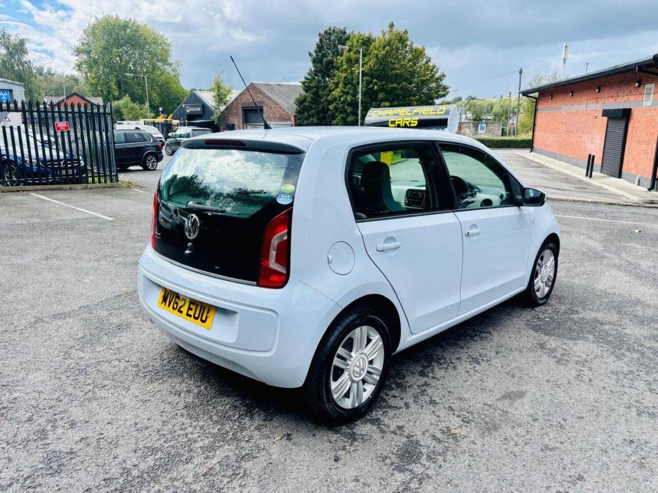 
                                                Voiture
                                                 Volkswagen UP! Hatchback 1.0 Move up! (2013/62) 5dr