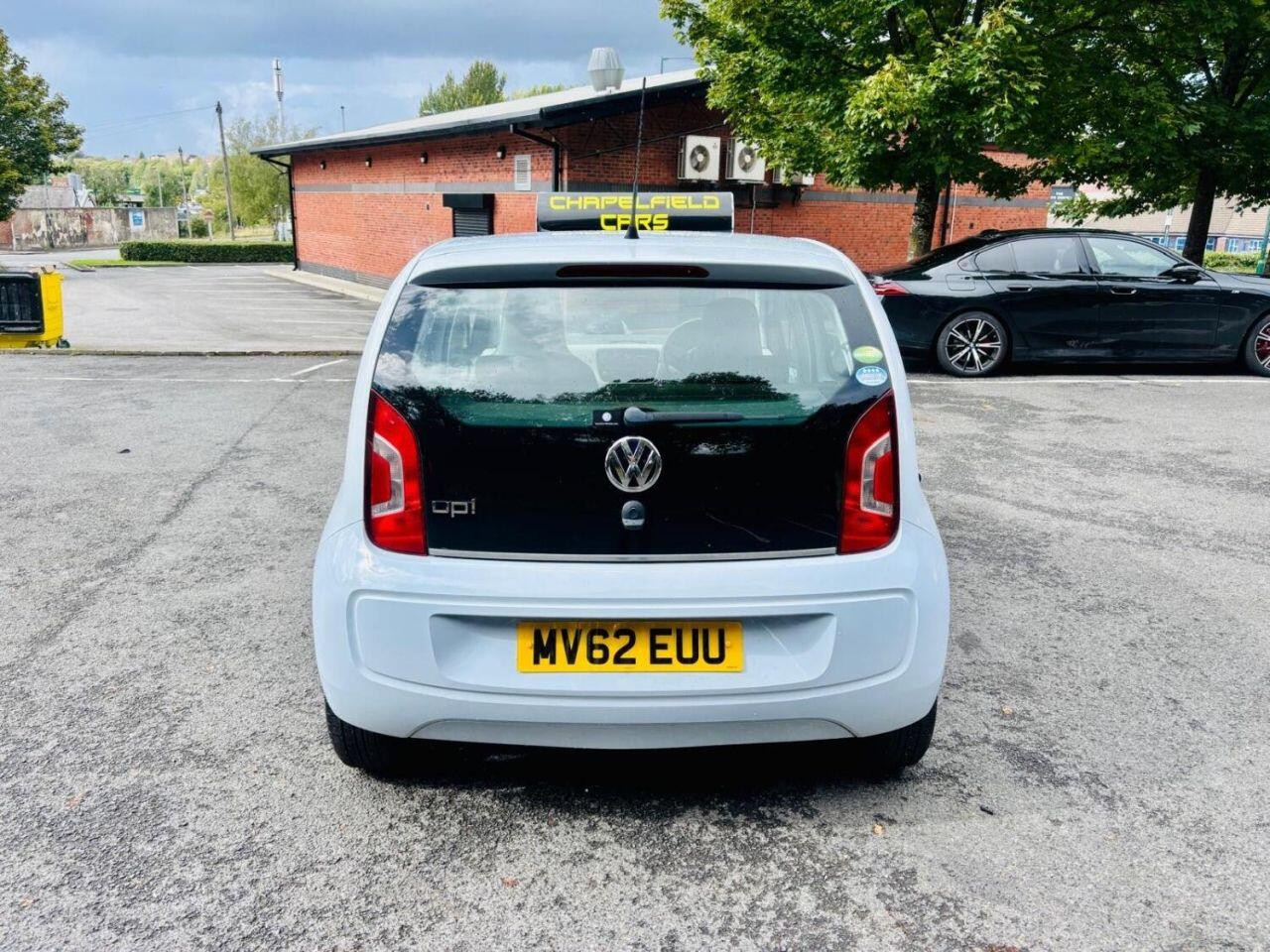 
                                                Voiture
                                                 Volkswagen UP! Hatchback 1.0 Move up! (2013/62) 5dr