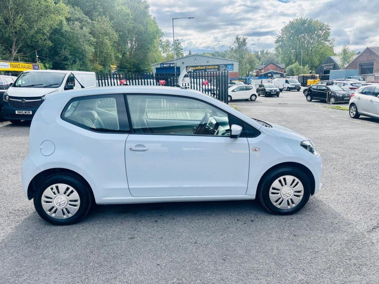 
                                                Voiture
                                                 Volkswagen UP! Hatchback 1.0 Move up! (2013/63) 3dr