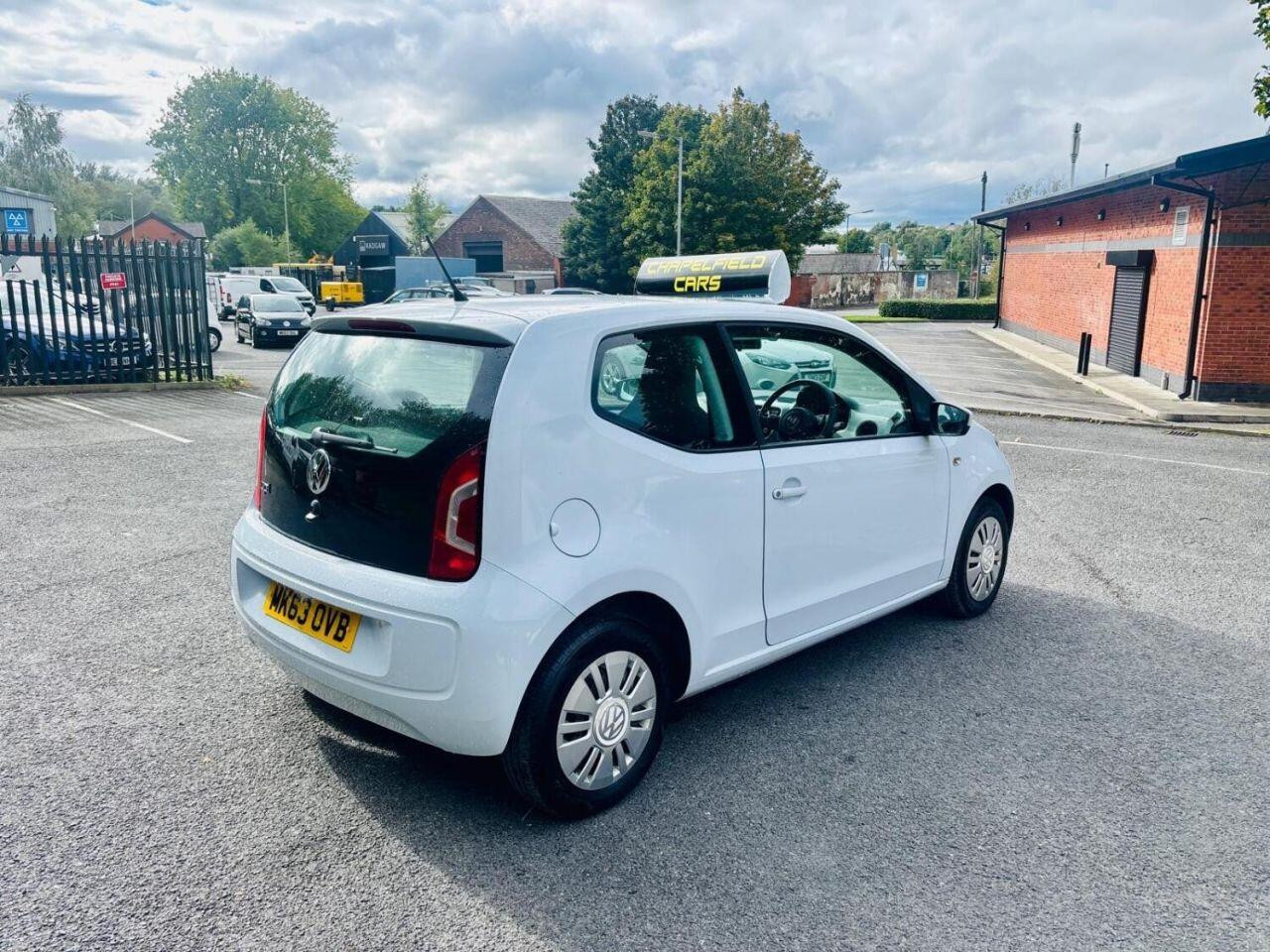 
                                                Voiture
                                                 Volkswagen UP! Hatchback 1.0 Move up! (2013/63) 3dr