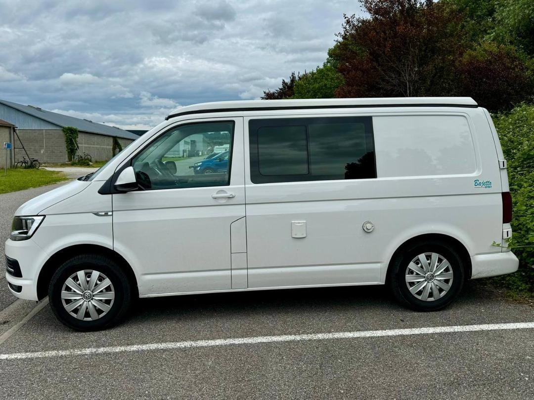 
                                                Voiture
                                                 Volkswagen VW Transporter