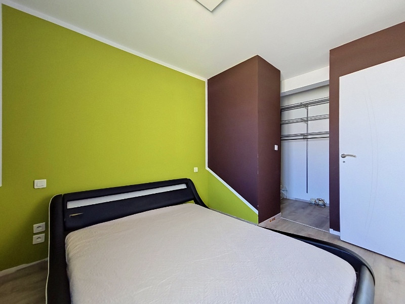 
                                                Vente
                                                 Volume, Luminosité et esprit contemporain- Maison de 2016- 3 chambres- 1024m2 de terrain- grand sous-sol