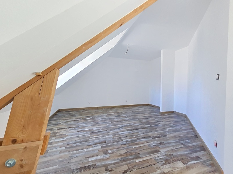 
                                                Vente
                                                 Volume, Luminosité et esprit contemporain- Maison de 2016- 3 chambres- 1024m2 de terrain- grand sous-sol