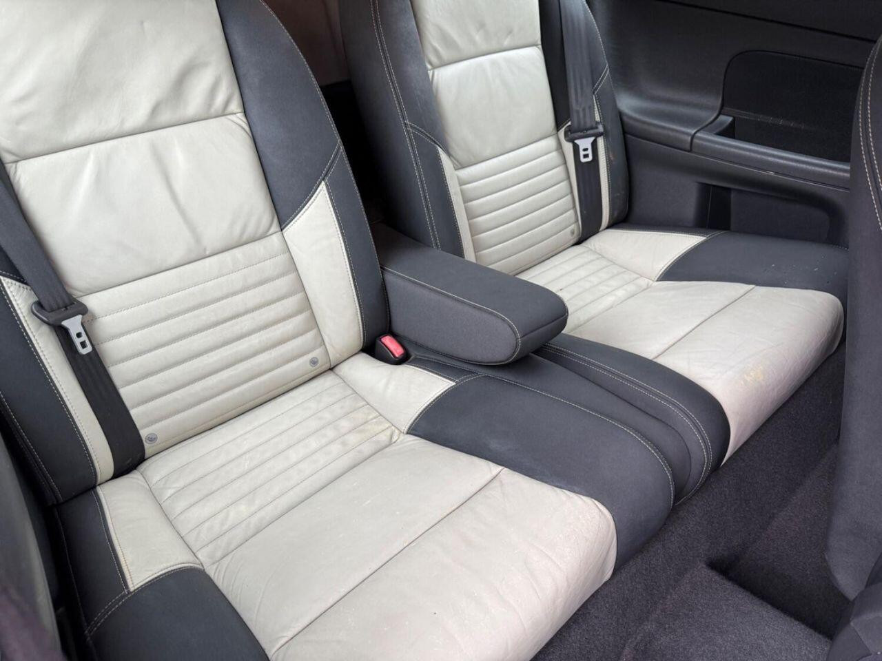 
                                                Voiture
                                                 Volvo C30 1.6D DRIVe R-Design Coupe 2dr Diesel Manual (119 g/km, 108 bhp)