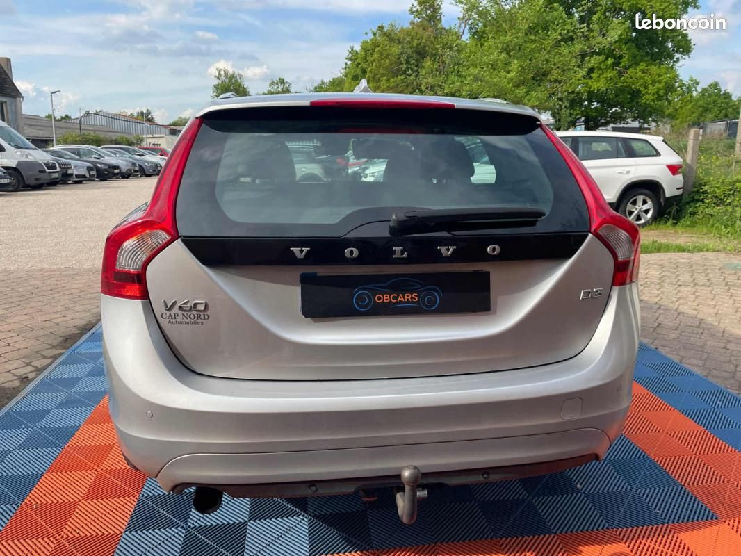 
                                                Voiture
                                                 Volvo V60 2.0D D3 - 16V TURBO