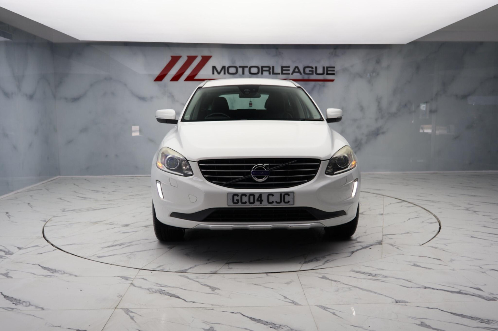 
                                                Voiture
                                                 Volvo XC60 2.4 D5 SE Lux Nav Geartronic AWD Euro 5 5dr
