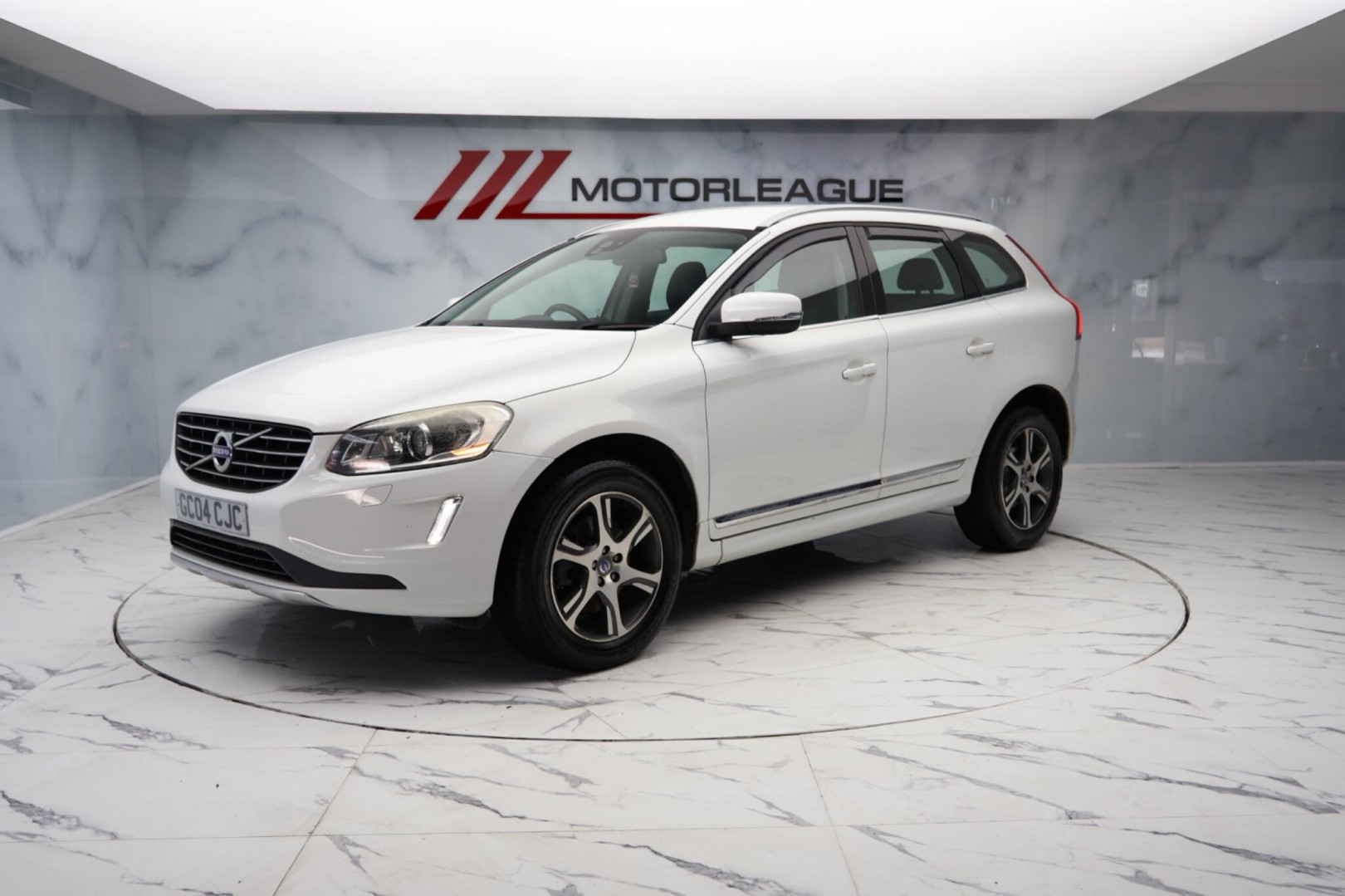 
                                                Voiture
                                                 Volvo XC60 2.4 D5 SE Lux Nav Geartronic AWD Euro 5 5dr