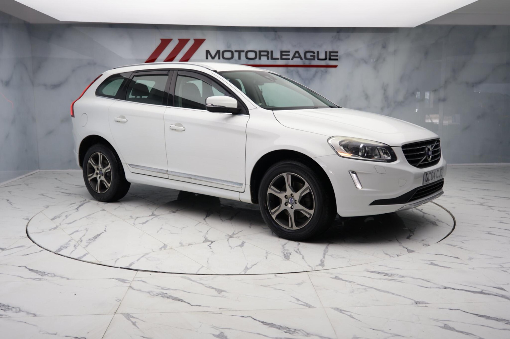 
                                                Voiture
                                                 Volvo XC60 2.4 D5 SE Lux Nav Geartronic AWD Euro 5 5dr