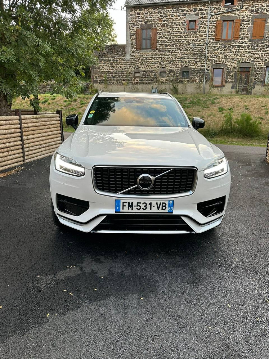 
                                                Voiture
                                                 Volvo XC90 B5