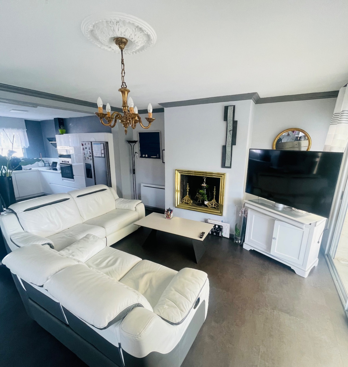 
                                                Vente
                                                 MAISON FAMILIALE BEGLES QUARTIER BERTHELOT