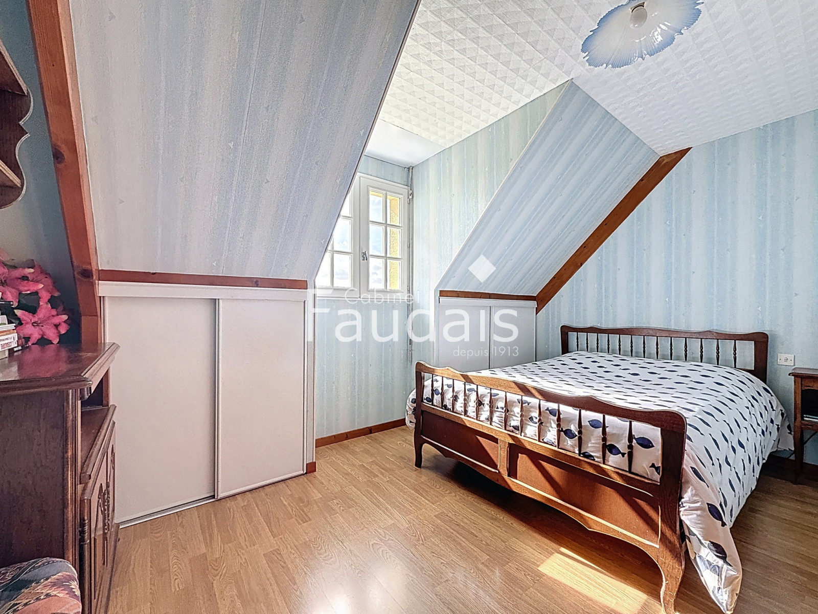 
                                                Vente
                                                 vue dégagée, 5 minutes de ST LO