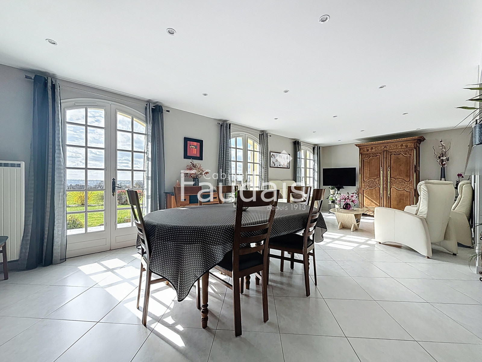 
                                                Vente
                                                 vue dégagée, 5 minutes de ST LO