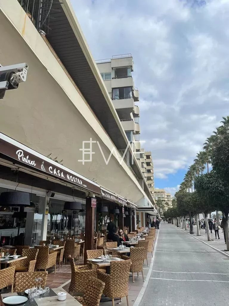 
                                                Vente
                                                 Vue mer unique – 335 m² port MARBELLA