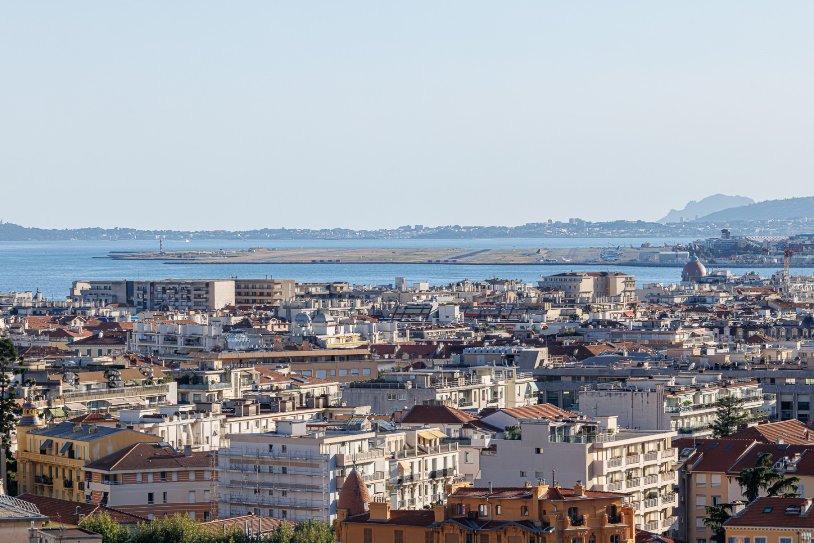 
                                                Vente
                                                 Vue panoramique exceptionnelle à couper le souffle