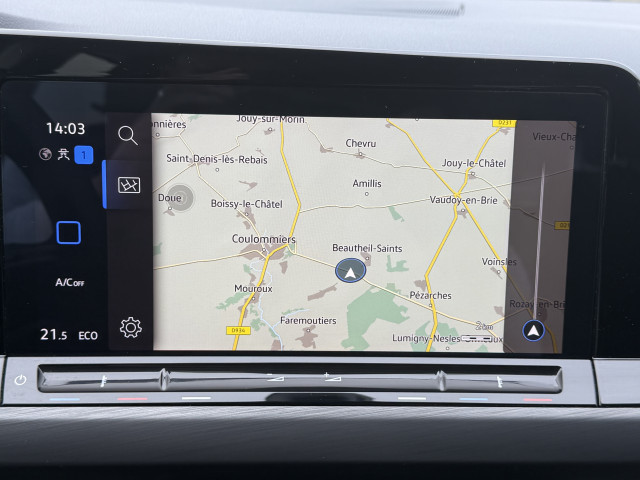 
                                                Voiture
                                                 VW Golf