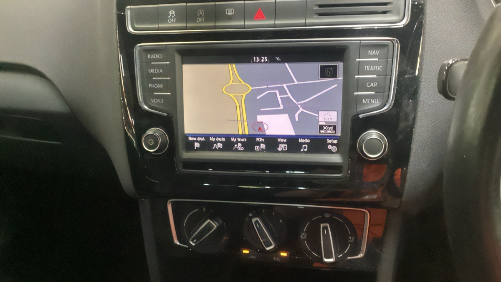 
                                                Voiture
                                                 VW Polo GTi