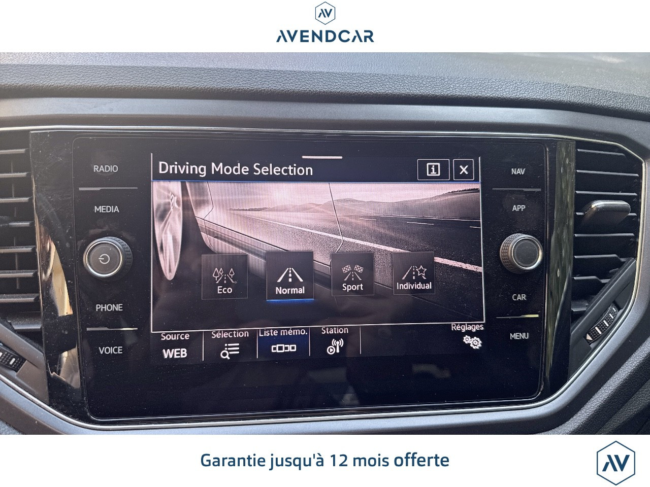 
                                                Voiture
                                                 VW T ROC Cabriolet 1.5 TSI 150 CV R Line