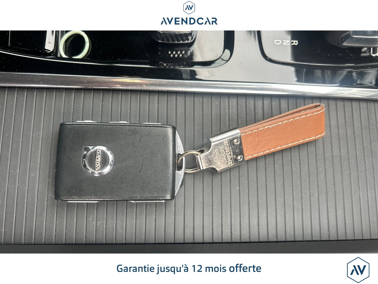 
                                                Voiture
                                                 XC60 2.0 B4 D 211H 195 MHEV HYBRID PLUS STYLE DARK GEARTRONIC BVA
