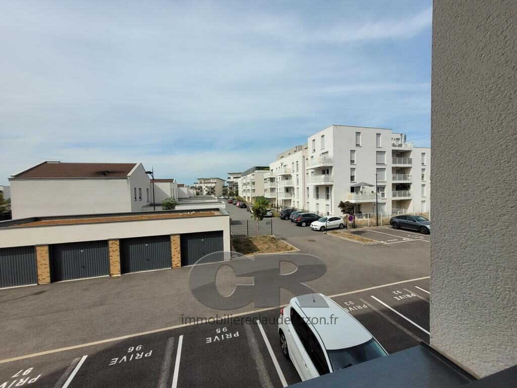 
                                                Location
                                                 YUTZ A louer appartement 2 pièces