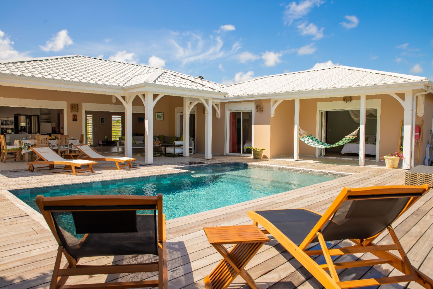 
                                                Location de vacances
                                                 ZeWelcome.com Villas en Guadeloupe en Loc@tion
