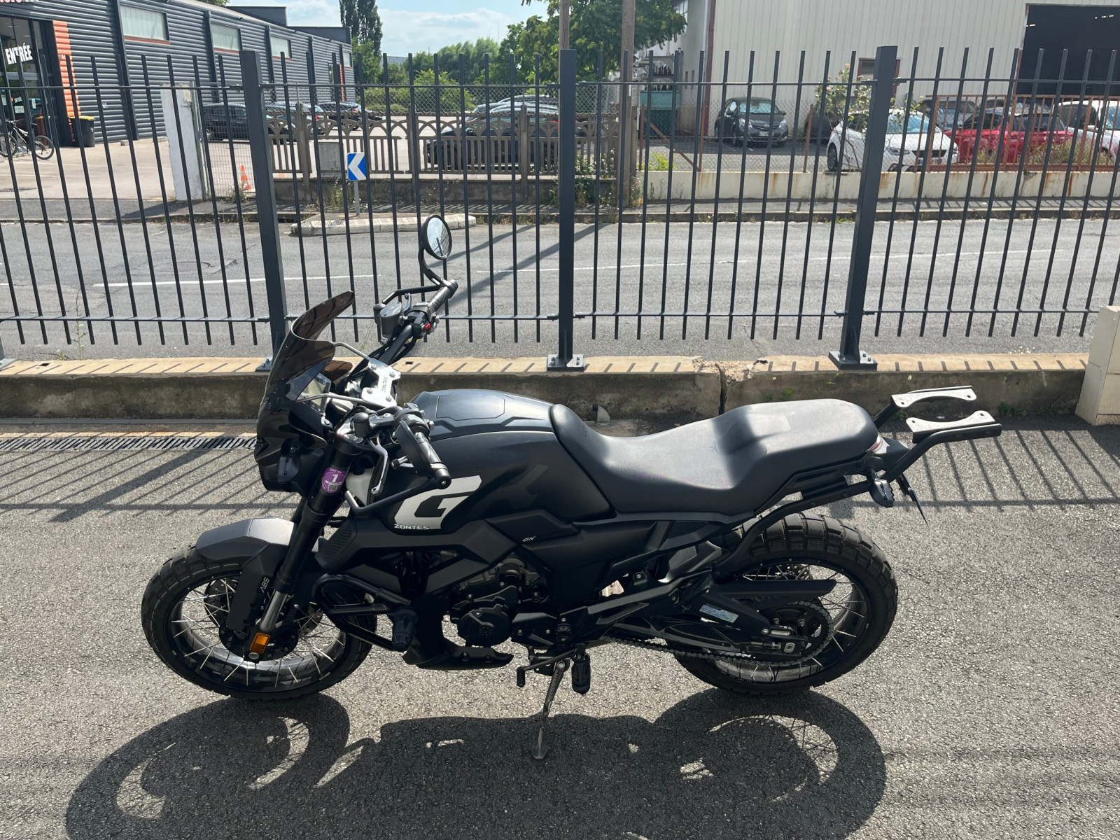 
                                                Moto - Scooter
                                                 Zontes 125 GK 2024